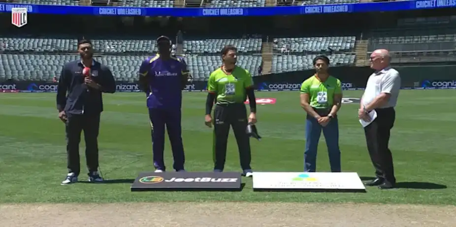 Toss! SEO Opt to Bat
