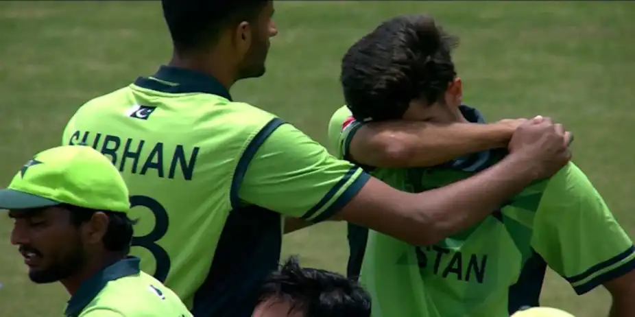 No Ball! Huge Reprieve for Kundu