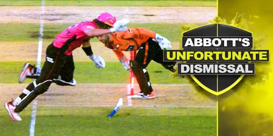 Run-out! Abbott Gets Stuck in His Tracks