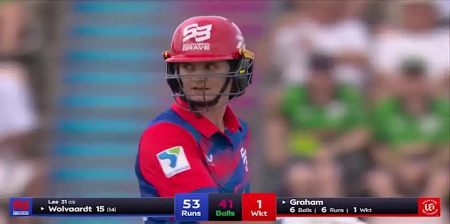 Wolvaardt Smashes!
