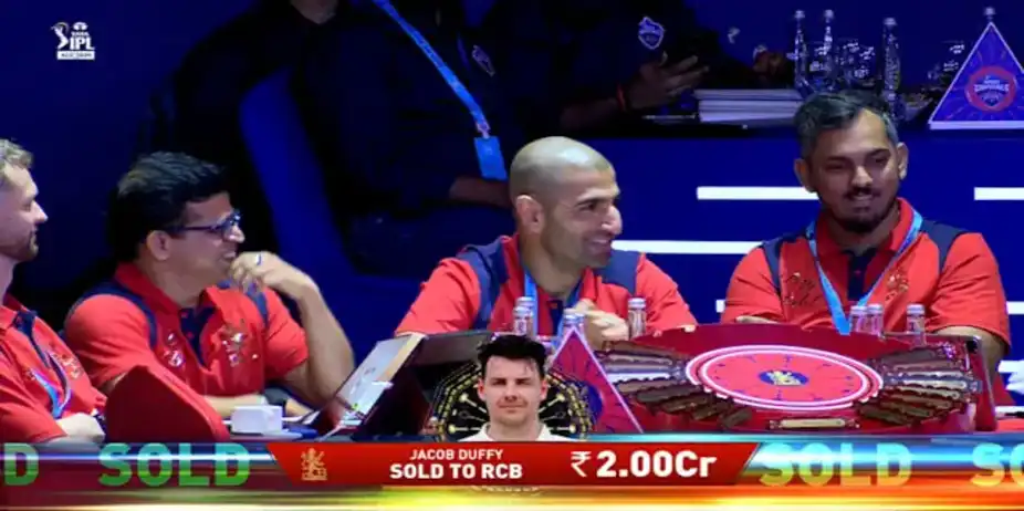 2 Cr! RCB Welcome Duffy