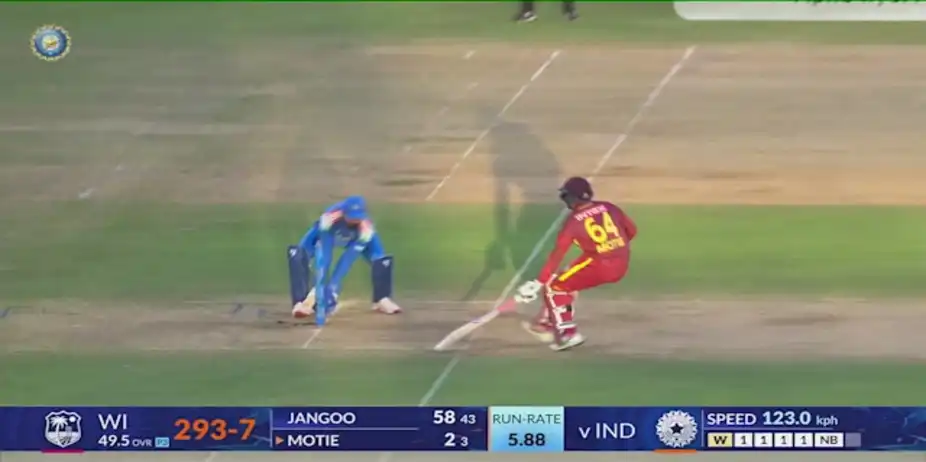 Final Ball Drama!