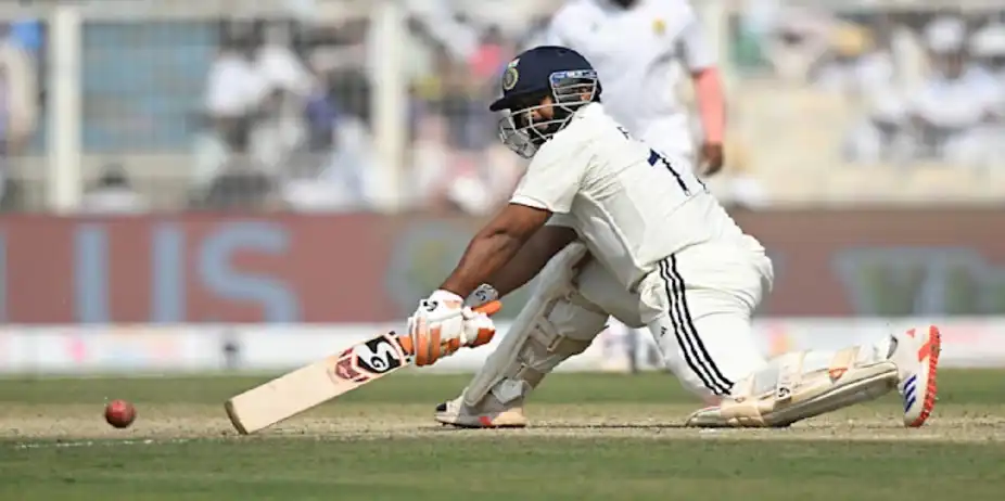 Pant Makes His Comeback in Test Cricket
