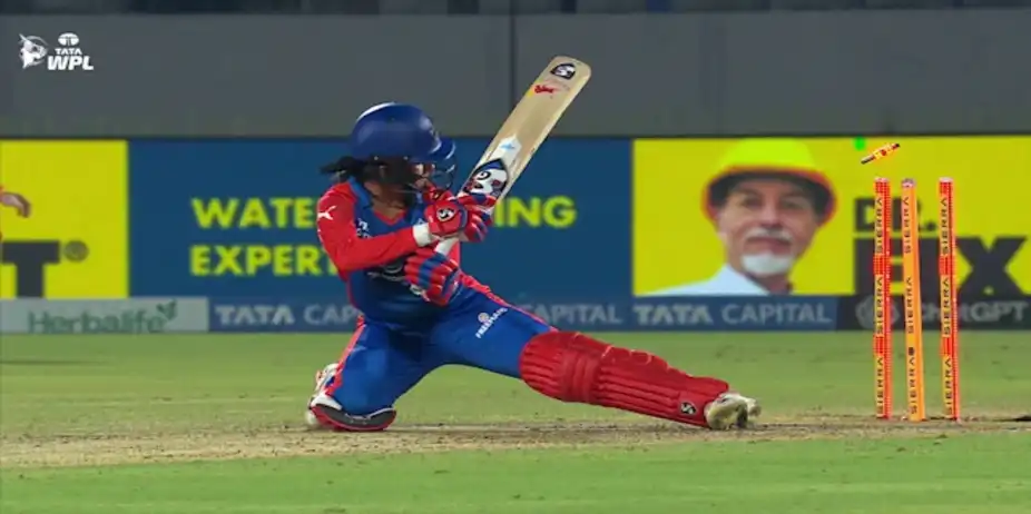 Blundered! Jemimah Loses Her Stumps