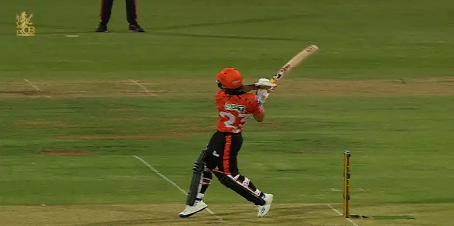 Action Recap: SRH Inns, 7 to 10 Overs