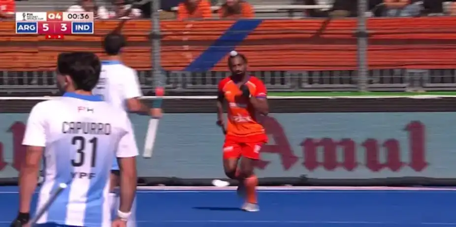 Hardik Finds the Net from the Spot