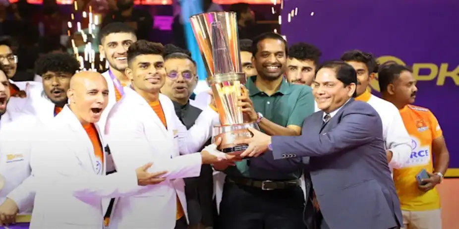 Paltan Lift Their First PKL Trophy