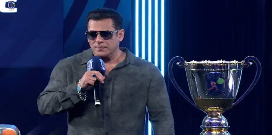 Salman Khan Makes an Entrance