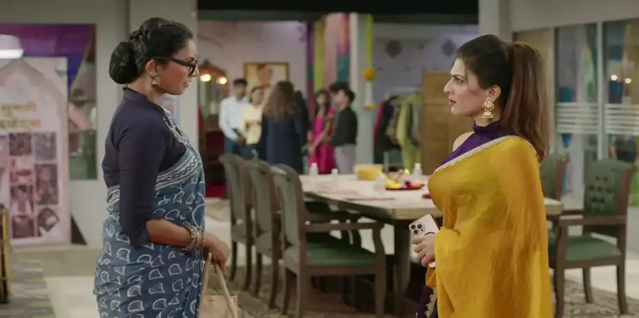 Tujhya Sobatine S1 E166 - Sonali's Shocking Gift for Tyadi