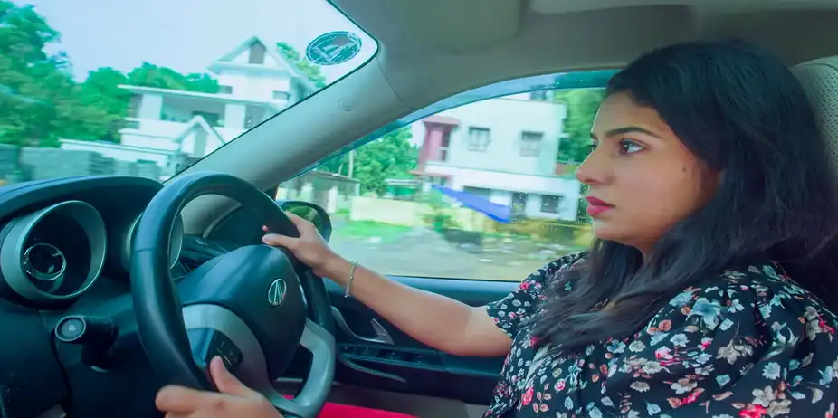 Janakiyudeyum Abhiyudeyum Veedu S1 E29 - Niranjana Meets with an Accident