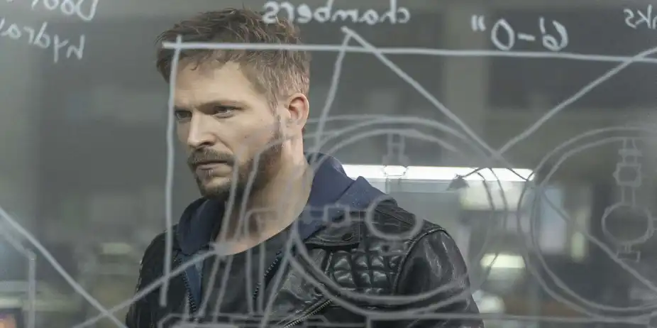 The Flash S8 E18 - The Man in the Yellow Tie