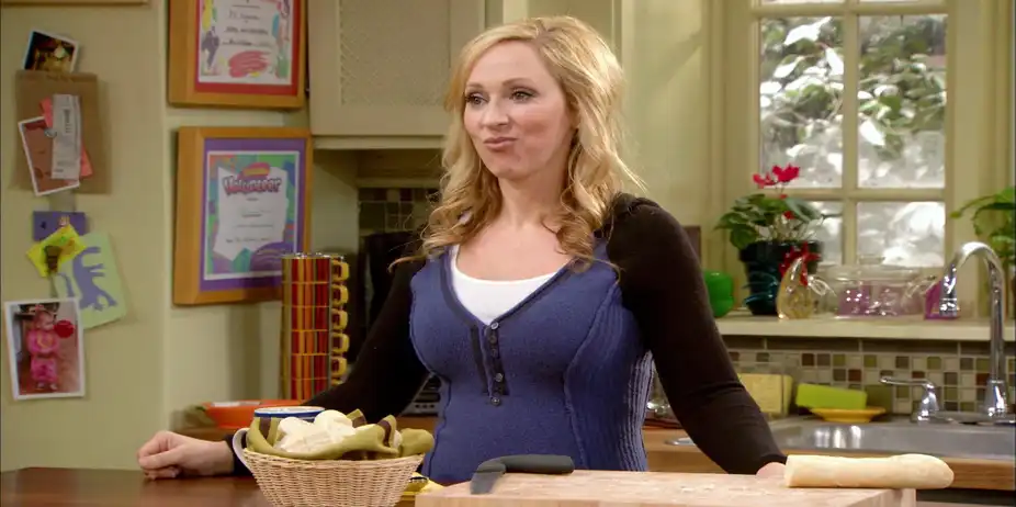 Good Luck Charlie S2 E11 - Gabe's 12-1 / 2 Birthday