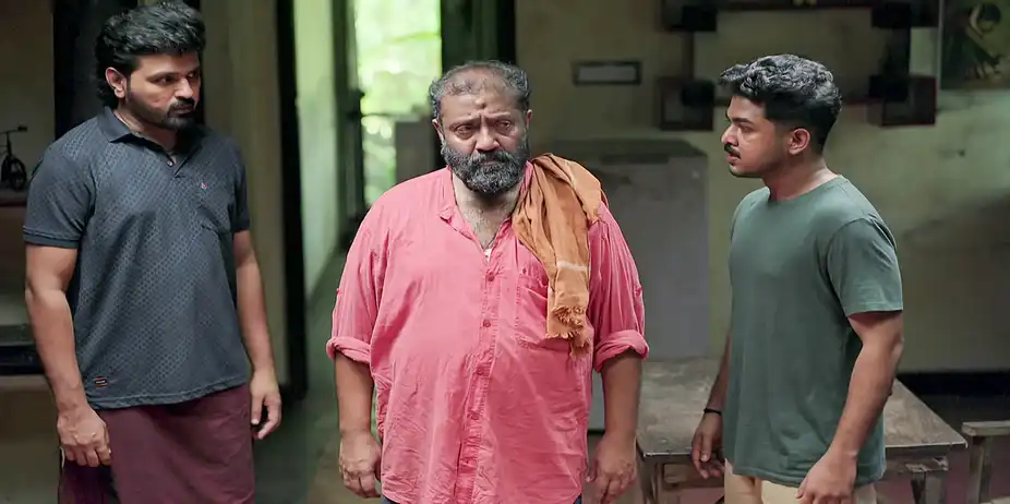Kattathe Kilikoodu S1 E263 - Nikesh Turns Against Bhaskaran
