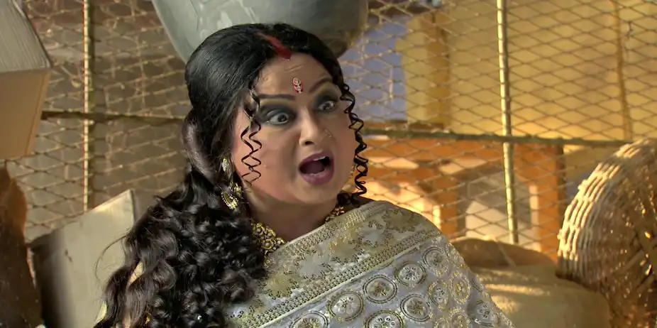 Rakhi Bandhana S1 E11 - Champa Abducts Rakhi