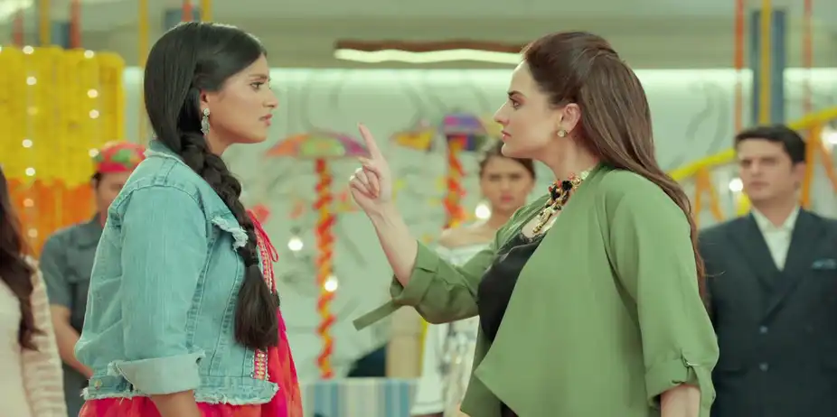 Banni Chow Home Delivery S1 E3 - Banni Bumps into Manini