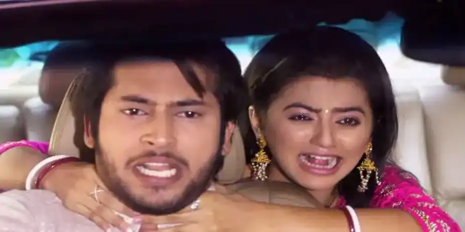 Swaragini S1 E204 - Swara stops Laksh from killing Ragini