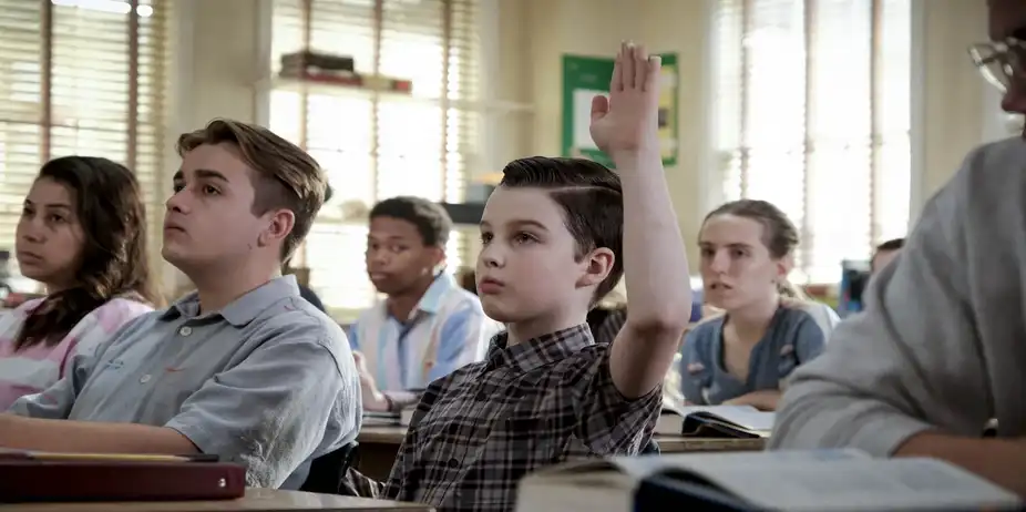 Young Sheldon S3 E4 - Hobbitses, Physicses and a Ball with Zip