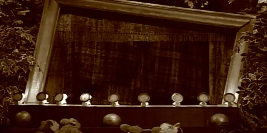 Bear in the Big Blue House S4 E22 - Grandma Flutter's 100th Birthday