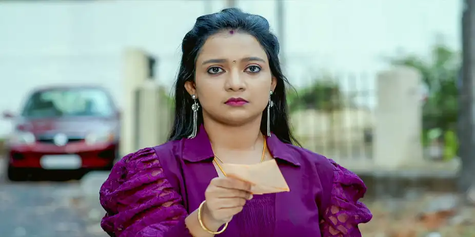 Chempaneer Poovu S1 E339 - Varsha Is Stunned