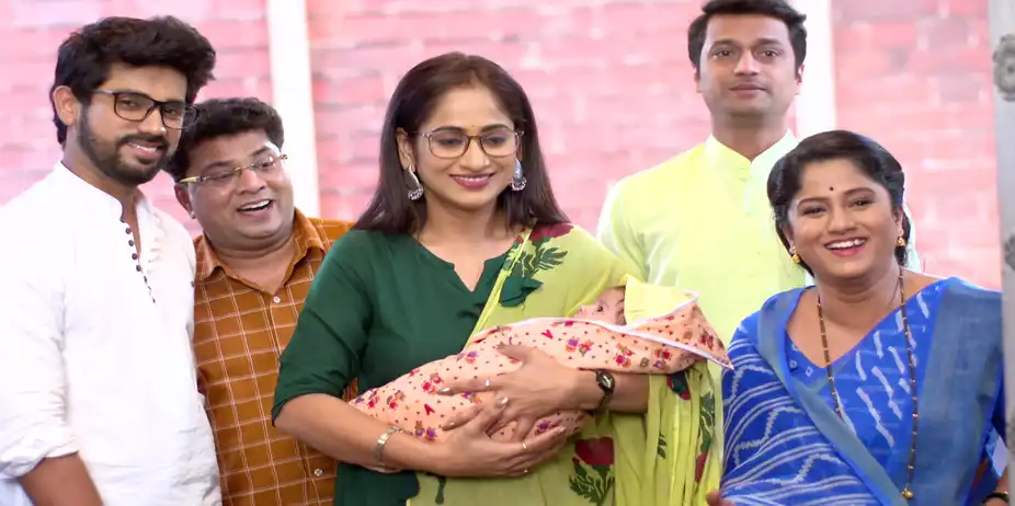 Thipkyanchi Rangoli S1 E400 - Joyful Times for the Kanitkars