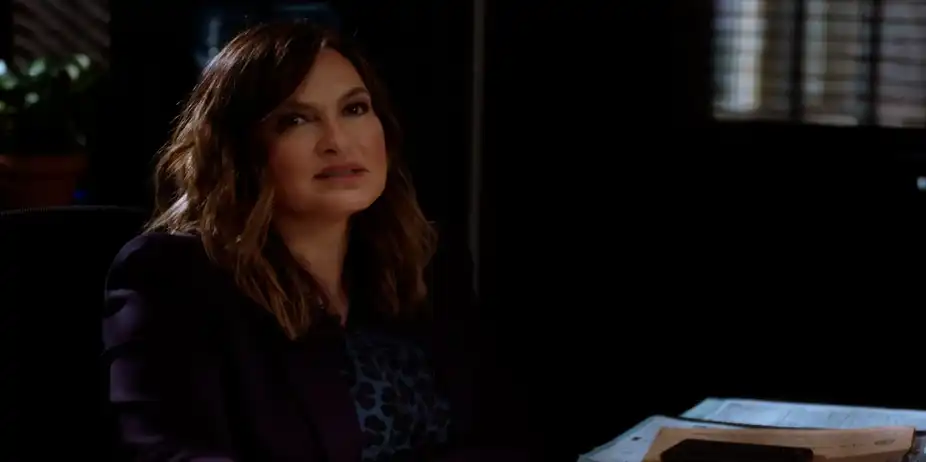 Law And Order: Special Victims Unit S22 E13 - Trick-Rolled at the Moulin