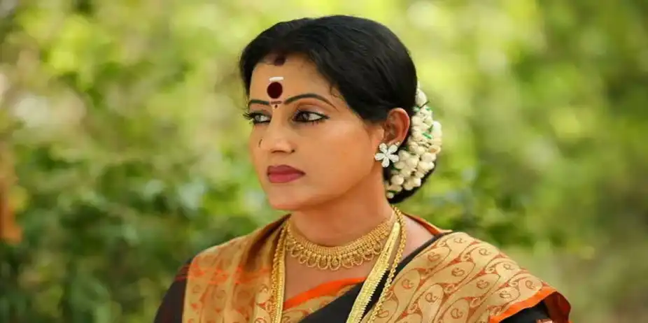 Amman S1 E489 - Lakshmi hears a scream