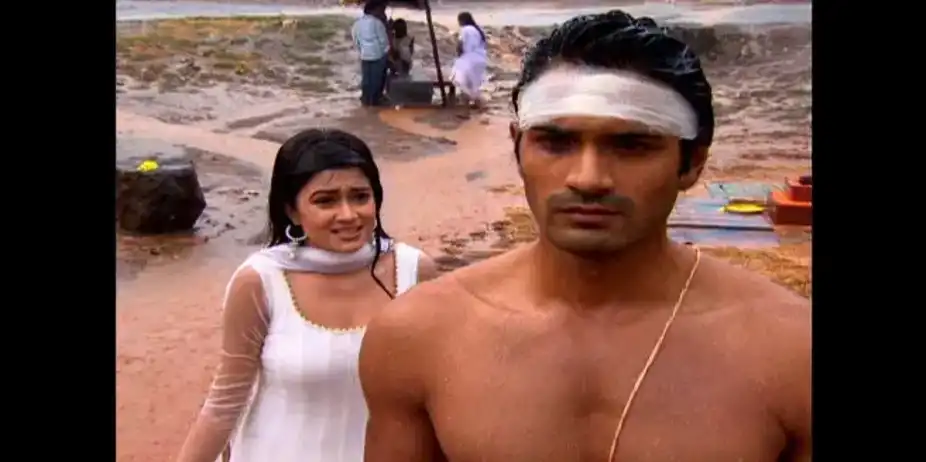Uttaran S1 E1159 - Meethi confronts Akash