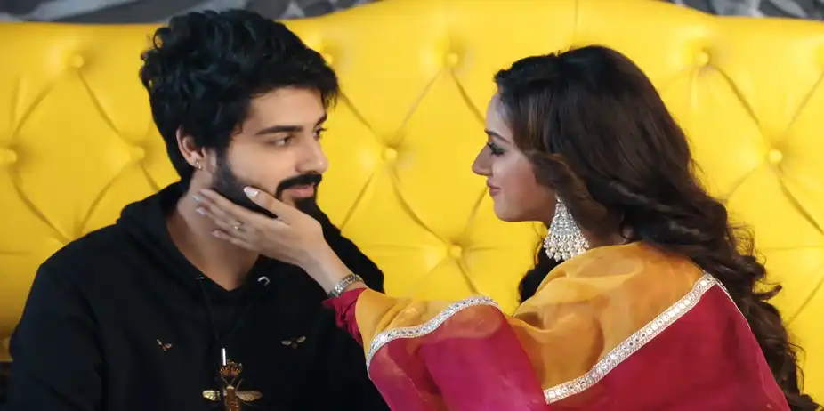 Yeh Hai Chahatein S2 E141 - Rudraksh, Preesha Get Romantic