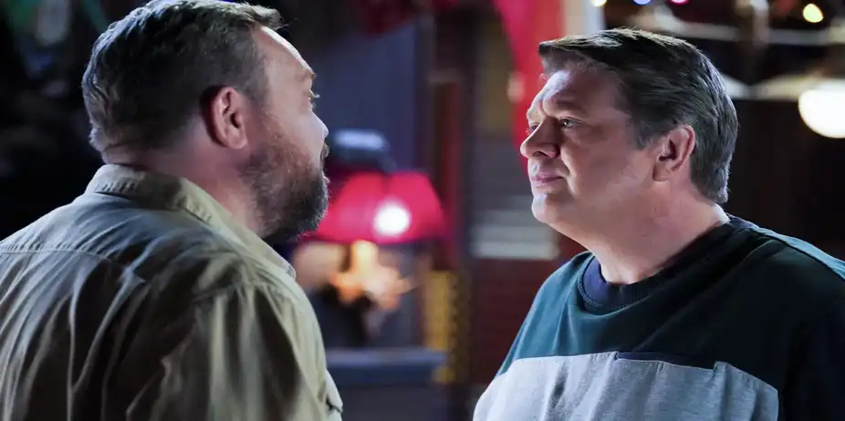 Young Sheldon S5 E22 - A Clogged Pore, a Little Spanish and the Future