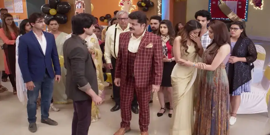 Marubadiyum S1 E33 - Aditya lashes out at Harsh