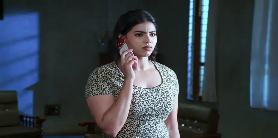 Raani S1 E186 - Sarika's Devious Plan Stuns Sarala