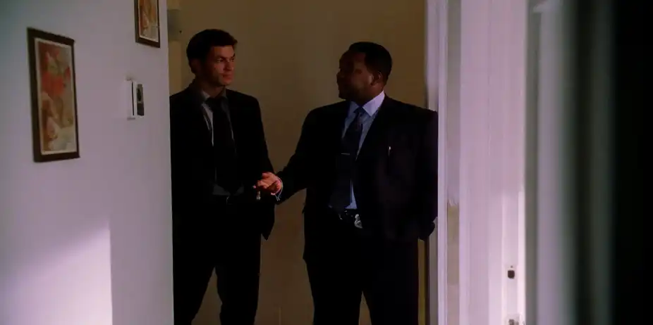 The Wire S1 E1 - The Target