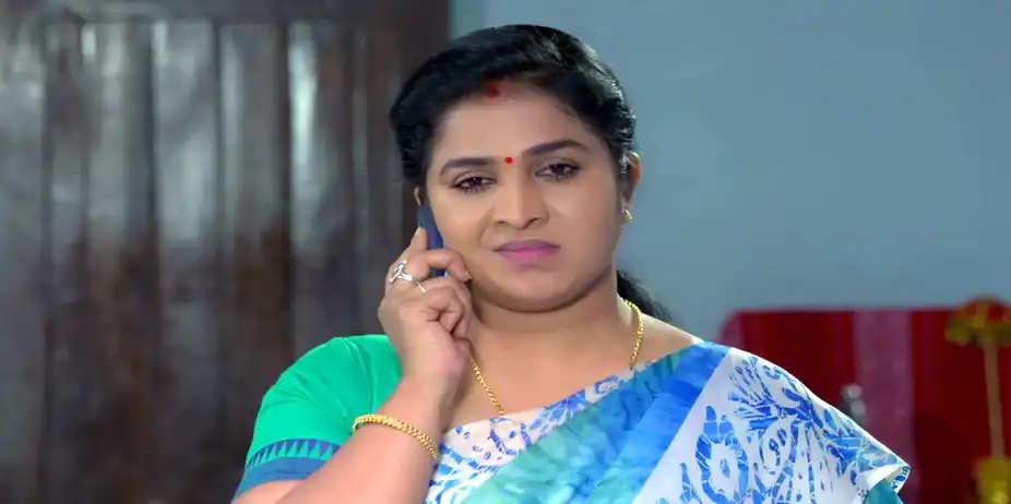 Vanambadi S7 E275 - Nirmala Confronts Padmini