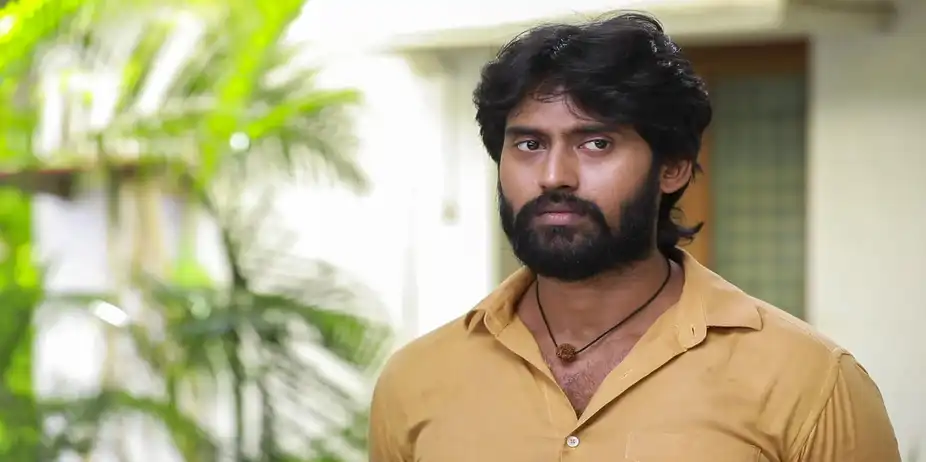 Mahanadhi S1 E700 - Kumaran's Bold Choice Shocks All