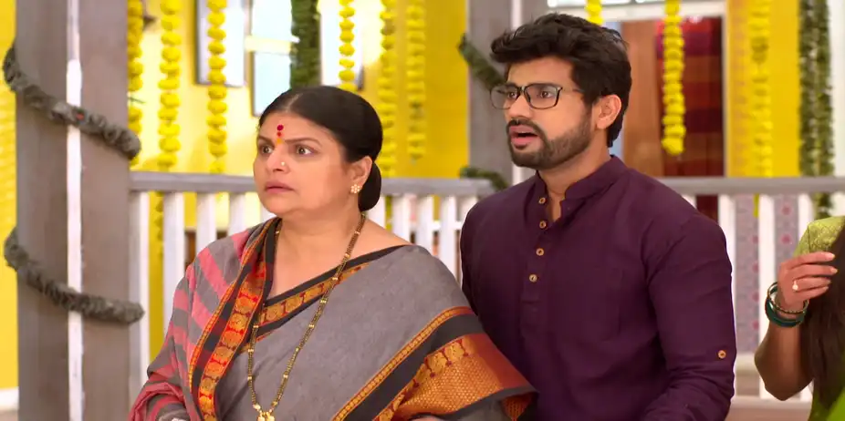 Thipkyanchi Rangoli S1 E388 - A Shocker for the Kanitkars