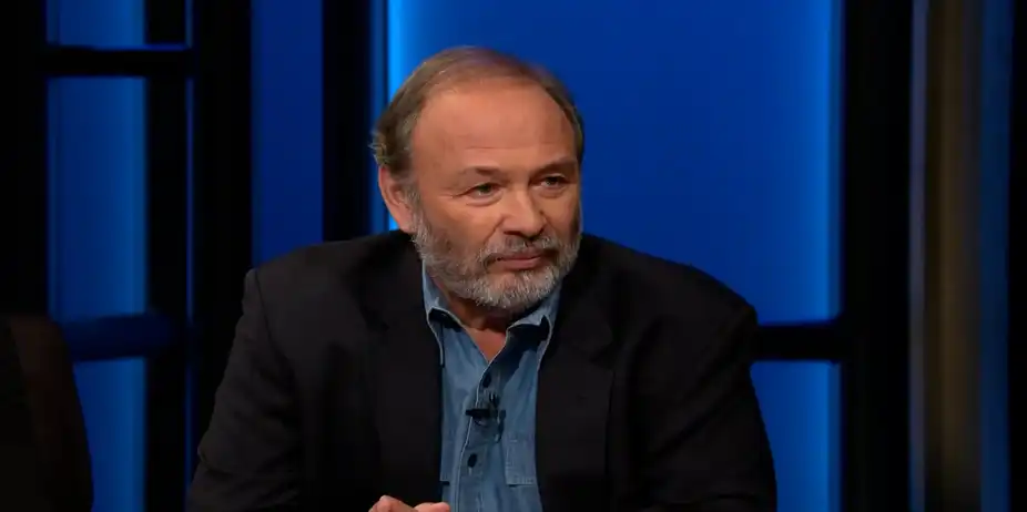 Real Time With Bill Maher S8 E19 - October 01, 2010