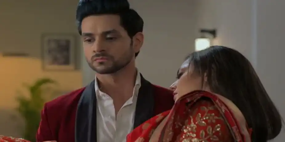 Olave Vismaya S1 E52 - Karna saves Nandini