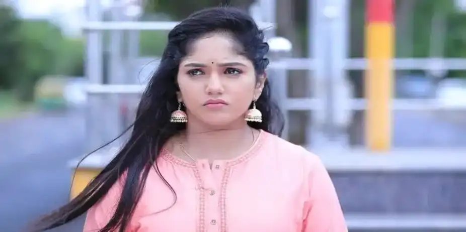 Watch Geetha S1 E654 - Geetha meets Chandrika on Hotstar with Tata Play ...