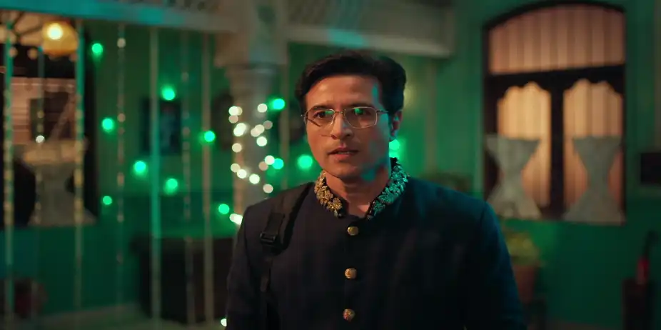 Seher Hone Ko Hai S1 E36 - Fareed Rescues Kausar