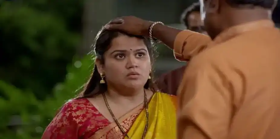 Sundara Manamadhe Bharli S1 E670 - Latika returns home