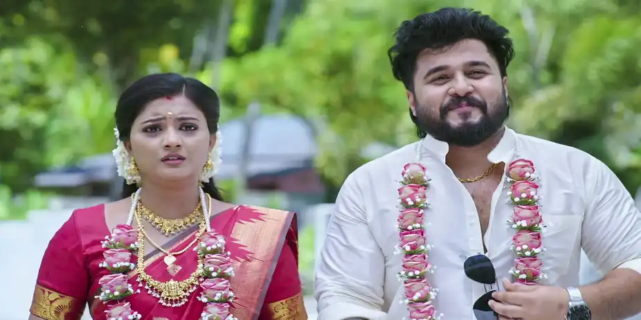 Ee Puzhayum Kadannu S1 E166 - Naren, Kaveri's Unexpected Twist