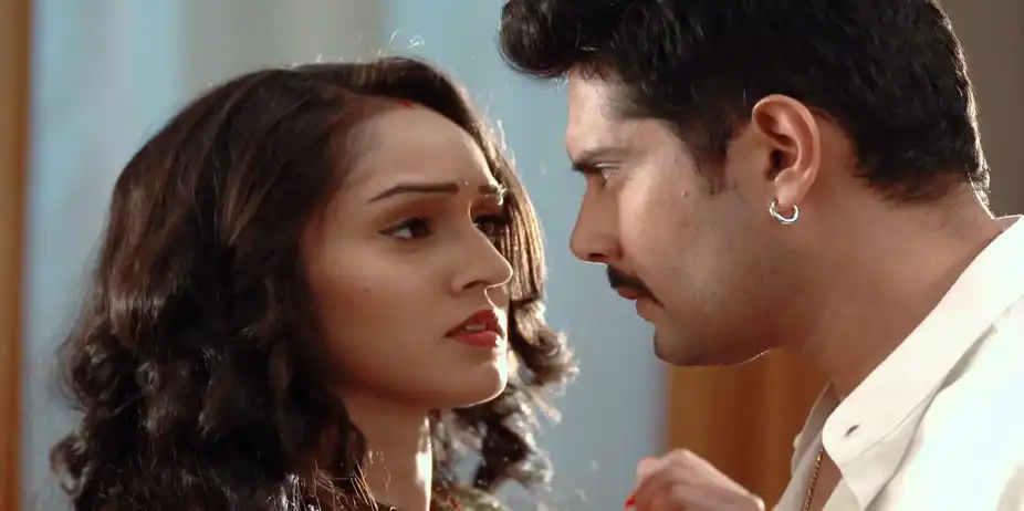 Tumi Chherona Haat Pothe S1 E281 - Badal Moves Closer to Meera