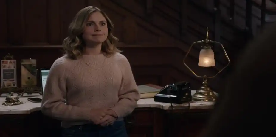 Ghosts S2 E8 - Samantha to host a party