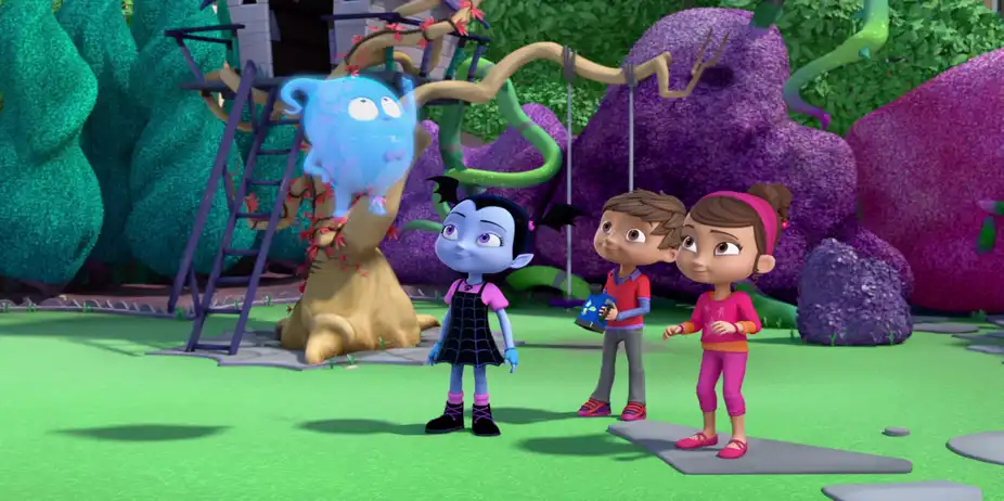 Watch Vampirina S3 E1 - Weekly Normalness / Vampire's Luck on ...