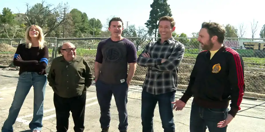 It's Always Sunny In Philadelphia S16 E6 - Risk E. Rat's Pizza & Amusement Center