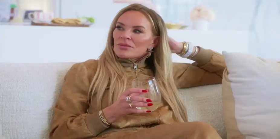 The Real Housewives Of Salt Lake City S7 E1 - Chosen Family