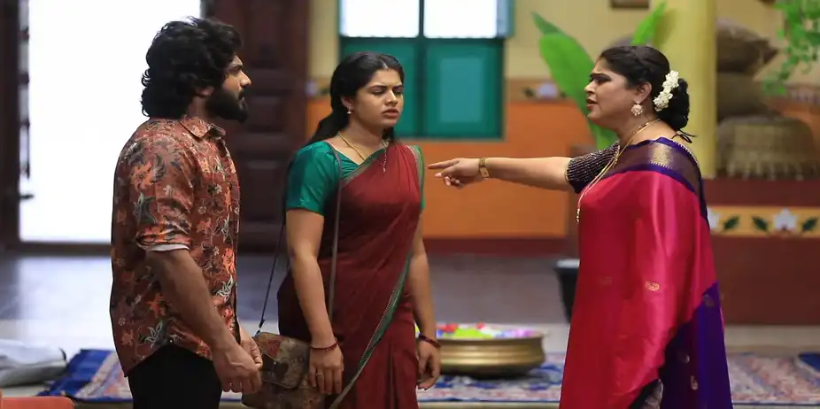 Thendrale Mella Pesu S1 E326 - Kalamma Faces a Tough Spot