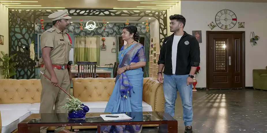 Malli Nindu Jabili S1 E1210 - Indrani's Firm Command