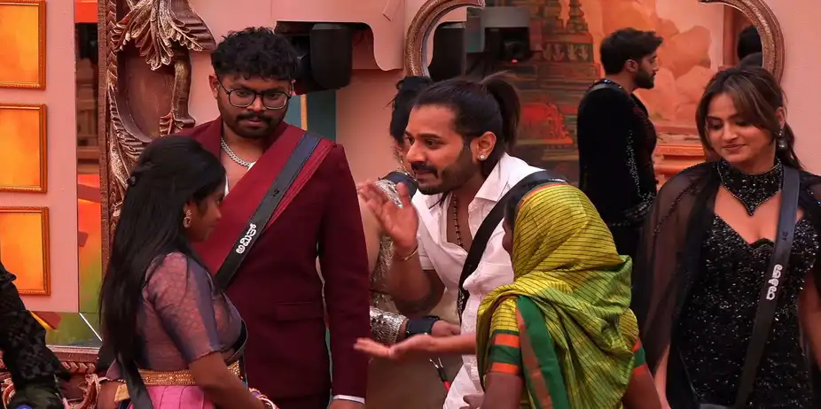 Bigg Boss S12 E2 - BBKan Day 1: Early Eviction Shocker!