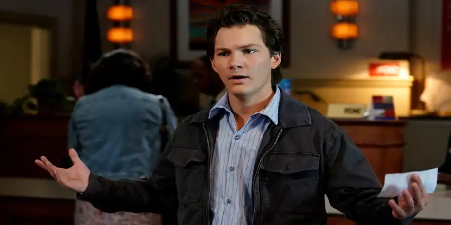 Georgie & Mandy's First Marriage S1 E3 - Secrets, Lies and a Chunk of C...